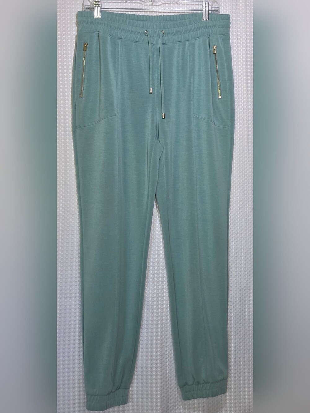 Chico’s Zenergy Sage Joggers Size 1R|M|8-10 | Soft Luxe Lounge Pants Athleisure - Picture 2 of 9